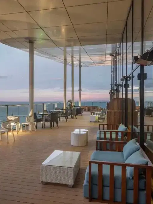Nephele Sky Bar&Restaurant 